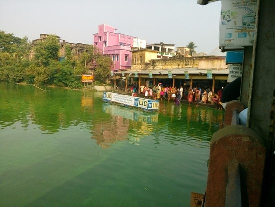 dudhpukur-tank-near-tarakeshwa.jpg